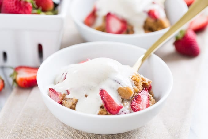 Stress-Free Strawberry Skillet Shortcake: Easy Dessert for Crowds